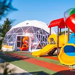 Soleo Family - W Rewalu 3 Min Od Morza - 3 Baseny, 5 Jacuzzi, Sauna, Animacje, Malpi Gaj, 3 Sale Zabaw, 4 Place Zabaw, 2 Restauracje Rewal