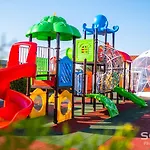 Soleo Family - W Rewalu 3 Min Od Morza - 3 Baseny, 5 Jacuzzi, Sauna, Animacje, Malpi Gaj, 3 Sale Zabaw, 4 Place Zabaw, 2 Restauracje *