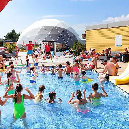 Soleo Family - 3 Baseny, 4 Jacuzzi, Sauna Finska, Animacje, Malpi Gaj, 3 Sale Zabaw, 4 Place Zabaw, 2 Restauracje - 3 Min Od Morza Domek letniskowy Rewal