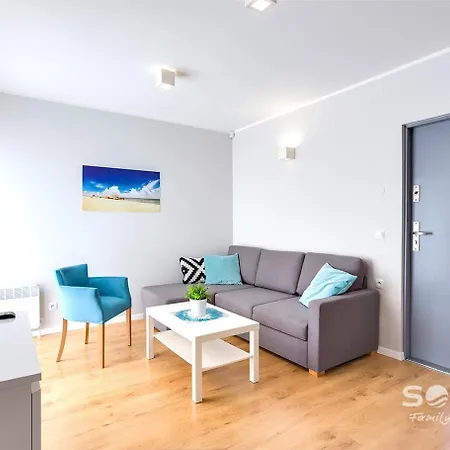 펜션 Soleo Family - W Rewalu 3 Min Od Morza - 3 Baseny, 5 Jacuzzi, Sauna, Animacje, Malpi Gaj, 3 Sale Zabaw, 4 Place Zabaw, 2 Restauracje 레왈