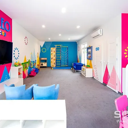 Soleo Family - W Rewalu 3 Min Od Morza - 3 Baseny, 5 Jacuzzi, Sauna, Animacje, Malpi Gaj, 3 Sale Zabaw, 4 Place Zabaw, 2 Restauracje