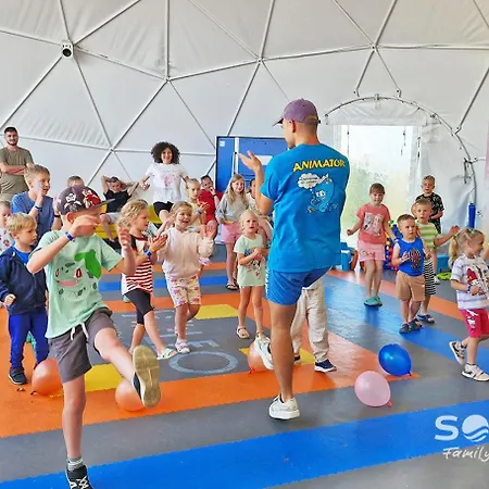 Soleo Family - W Rewalu 3 Min Od Morza - 3 Baseny, 5 Jacuzzi, Sauna, Animacje, Malpi Gaj, 3 Sale Zabaw, 4 Place Zabaw, 2 Restauracje