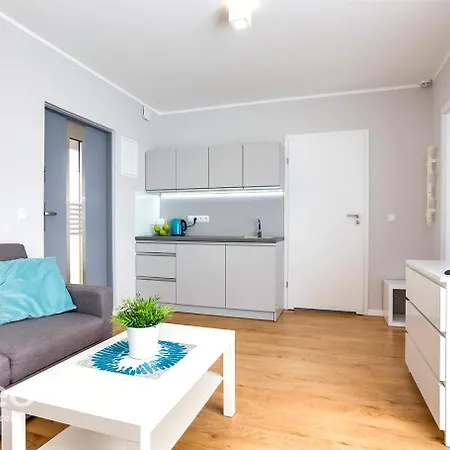 펜션 Soleo Family - W Rewalu 3 Min Od Morza - 3 Baseny, 5 Jacuzzi, Sauna, Animacje, Malpi Gaj, 3 Sale Zabaw, 4 Place Zabaw, 2 Restauracje *