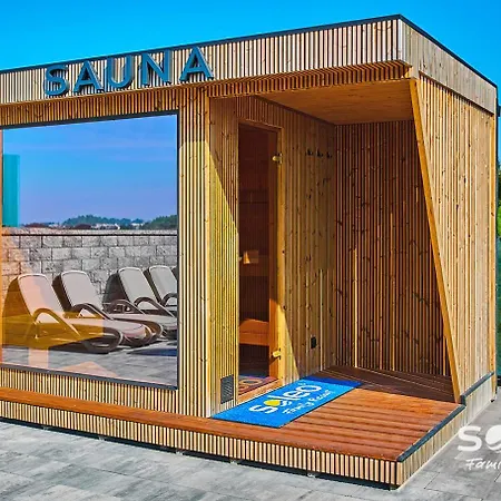 Casa vacanze Soleo Family - W Rewalu 3 Min Od Morza - 3 Baseny, 5 Jacuzzi, Sauna, Animacje, Malpi Gaj, 3 Sale Zabaw, 4 Place Zabaw, 2 Restauracje *