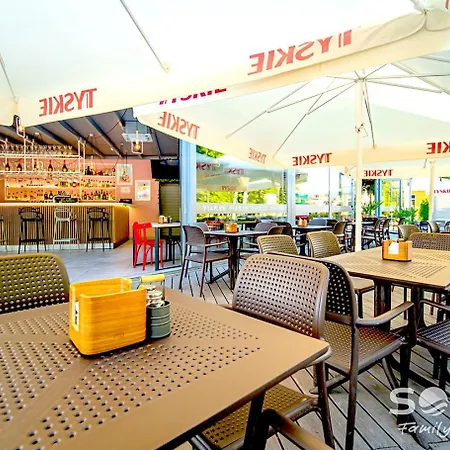 Vakantiehuis Soleo Family - W Rewalu 3 Min Od Morza - 3 Baseny, 5 Jacuzzi, Sauna, Animacje, Malpi Gaj, 3 Sale Zabaw, 4 Place Zabaw, 2 Restauracje