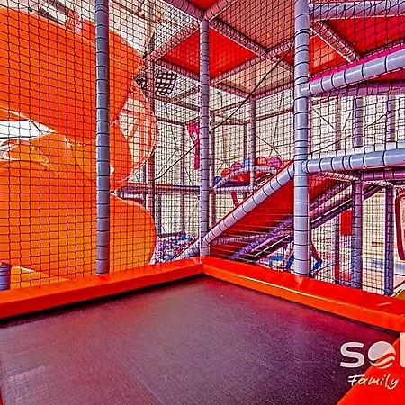 Soleo Family - W Rewalu 3 Min Od Morza - 3 Baseny, 5 Jacuzzi, Sauna, Animacje, Malpi Gaj, 3 Sale Zabaw, 4 Place Zabaw, 2 Restauracje Semesterbostad *