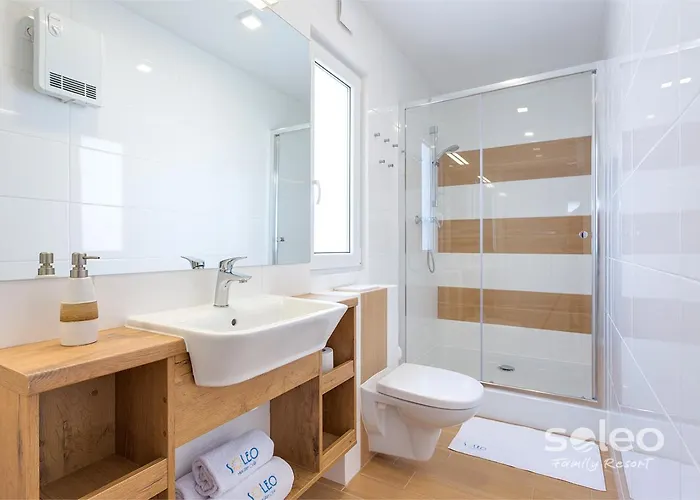 Soleo Family - W Rewalu 3 Min Od Morza - 3 Baseny, 5 Jacuzzi, Sauna, Animacje, Malpi Gaj, 3 Sale Zabaw, 4 Place Zabaw, 2 Restauracje Prázdninový dům