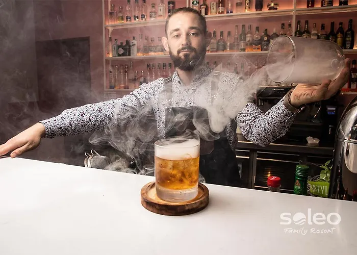 Prázdninový dům Soleo Family - W Rewalu 3 Min Od Morza - 3 Baseny, 5 Jacuzzi, Sauna, Animacje, Malpi Gaj, 3 Sale Zabaw, 4 Place Zabaw, 2 Restauracje Rewal