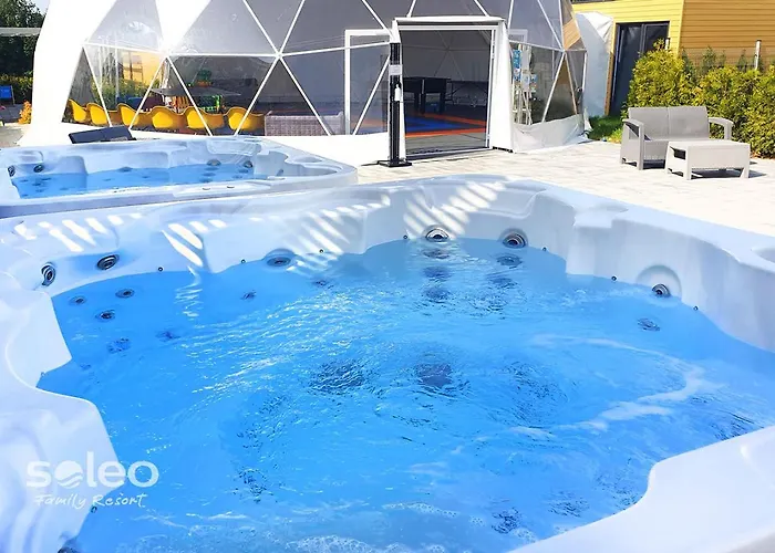 Prázdninový dům Soleo Family - W Rewalu 3 Min Od Morza - 3 Baseny, 5 Jacuzzi, Sauna, Animacje, Malpi Gaj, 3 Sale Zabaw, 4 Place Zabaw, 2 Restauracje