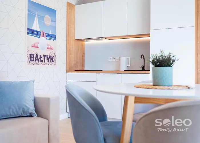 Prázdninový dům Soleo Family - W Rewalu 3 Min Od Morza - 3 Baseny, 5 Jacuzzi, Sauna, Animacje, Malpi Gaj, 3 Sale Zabaw, 4 Place Zabaw, 2 Restauracje