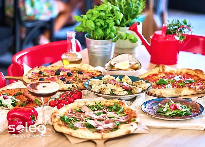 Soleo Family - W Rewalu 3 Min Od Morza - 3 Baseny, 5 Jacuzzi, Sauna, Animacje, Malpi Gaj, 3 Sale Zabaw, 4 Place Zabaw, 2 Restauracje